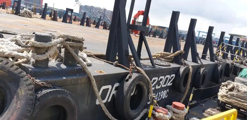 بارج فروخت کے لیے