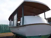 بحری جہاز فروخت کے لیے