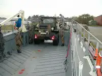 لینڈنگ کرافٹ، ٹینک فروخت کے لیے