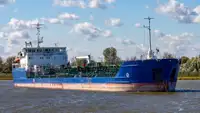 Oil/Chemical tanker فروخت کے لئے