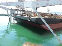 بارج فروخت کے لیے
