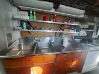 لینڈنگ کرافٹ، ٹینک فروخت کے لیے