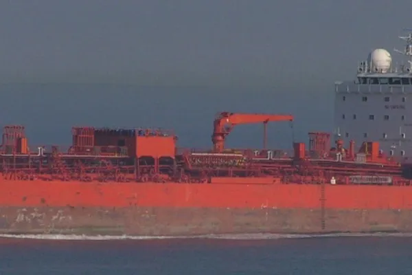 Oil/Chemical tanker for sale