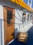 بحری جہاز فروخت کے لیے