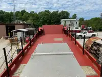 لینڈنگ کرافٹ، ٹینک فروخت کے لئے