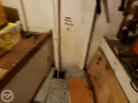 بحری جہاز فروخت کے لیے