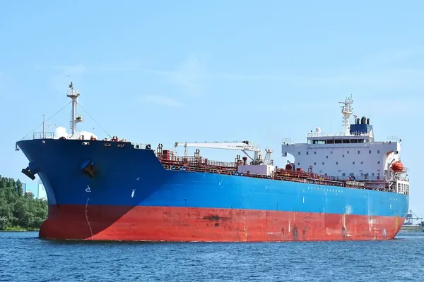 Oil/Chemical tanker for sale