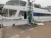 بحری جہاز فروخت کے لیے