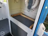 بحری جہاز فروخت کے لیے