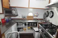 بارج فروخت کے لیے