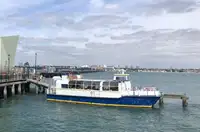 بحری جہاز فروخت کے لیے