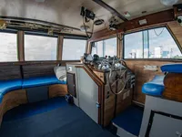 تحقیقی جہاز فروخت کے لیے