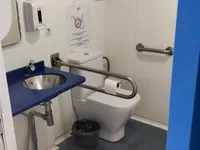 بحری جہاز فروخت کے لیے