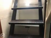 سپلائی جہاز فروخت کے لیے