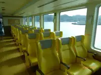 بحری جہاز فروخت کے لیے
