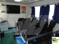 عملے کی کشتی فروخت کے لیے