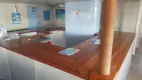 بحری جہاز فروخت کے لیے