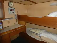 تحقیقی جہاز فروخت کے لیے