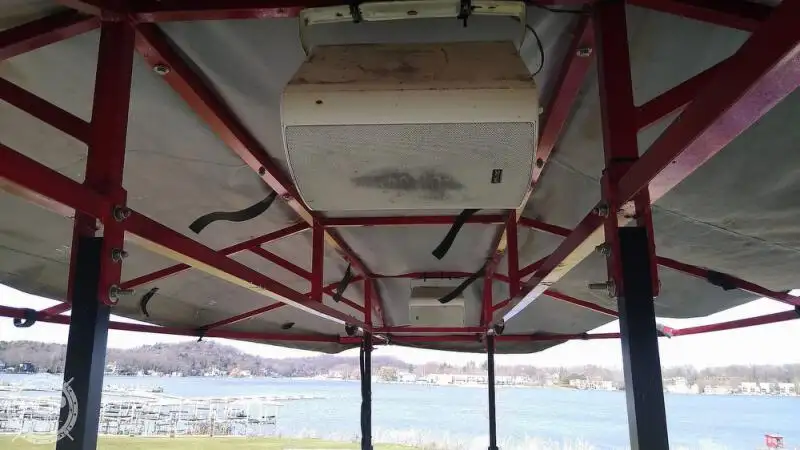 کانٹینر جہاز فروخت کے لیے