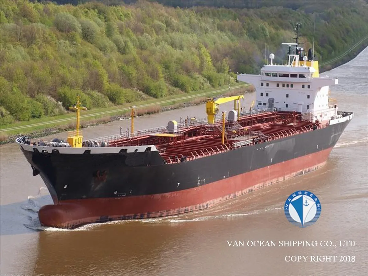 تیل/کیمیکل ٹینکر فروخت کے لیے