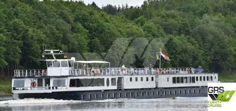 کروز جہاز فروخت کے لیے