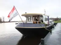 بارج فروخت کے لیے