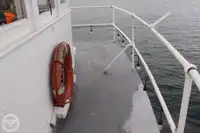 بحری جہاز فروخت کے لیے
