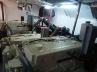 عملے کی کشتی فروخت کے لیے