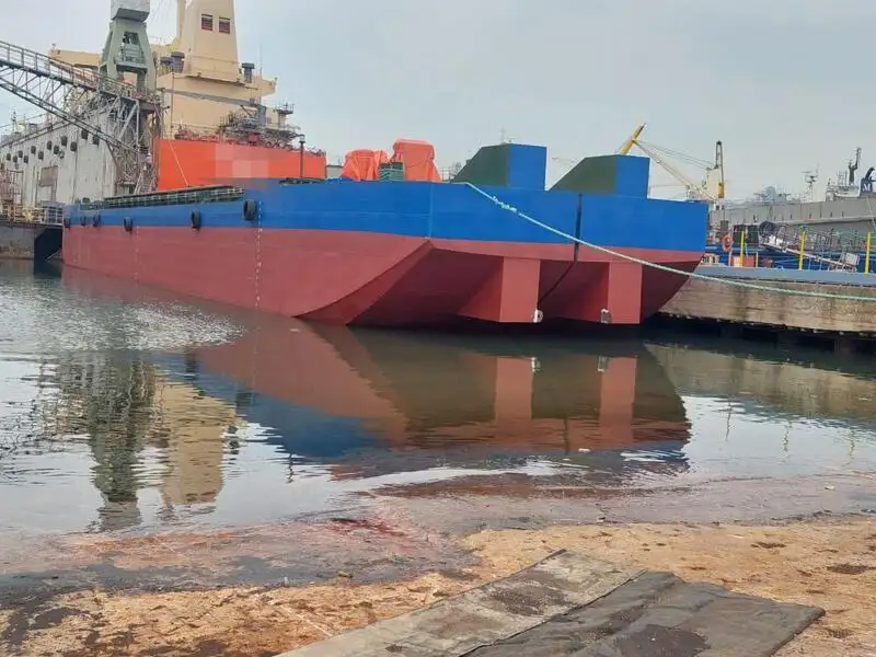 بارج فروخت کے لیے