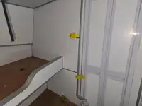 عملے کی کشتی فروخت کے لیے