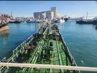 Oil/Chemical tanker فروخت کے لئے