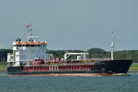 Oil/Chemical tanker فروخت کے لئے