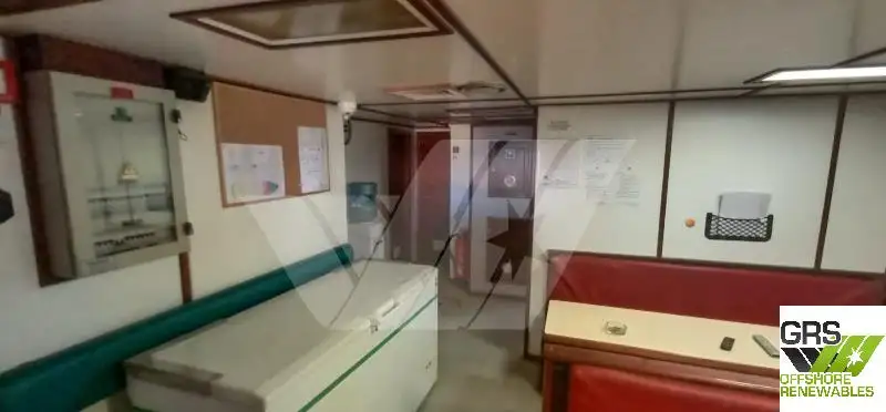 سپلائی جہاز فروخت کے لیے