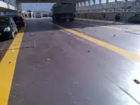 بحری جہاز فروخت کے لیے