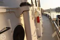 بحری جہاز فروخت کے لیے