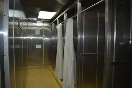 ایل این جی بحری جہاز فروخت کے لیے