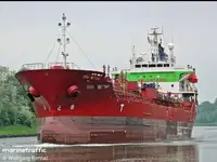 Oil/Chemical tanker فروخت کے لئے