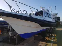 بحری جہاز فروخت کے لیے