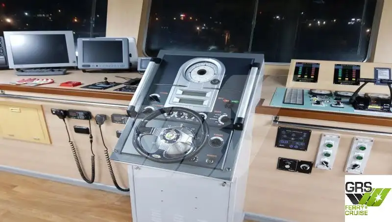 رو-رو جہاز فروخت کے لیے