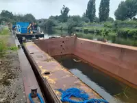 بارج فروخت کے لیے