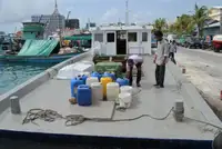 عملے کی کشتی فروخت کے لیے