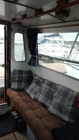 پائلٹ بوٹ فروخت کے لیے