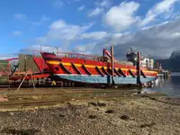 رو-رو جہاز فروخت کے لیے