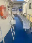 بحری جہاز فروخت کے لیے
