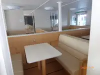 بحری جہاز فروخت کے لیے