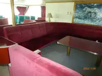 بحری جہاز فروخت کے لیے