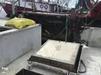 ٹراولر فروخت کے لیے