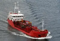 Oil/Chemical tanker فروخت کے لئے