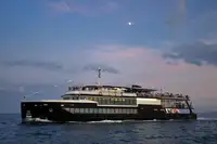 کروز فیری فروخت کے لئے