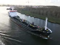 Oil/Chemical tanker فروخت کے لئے
